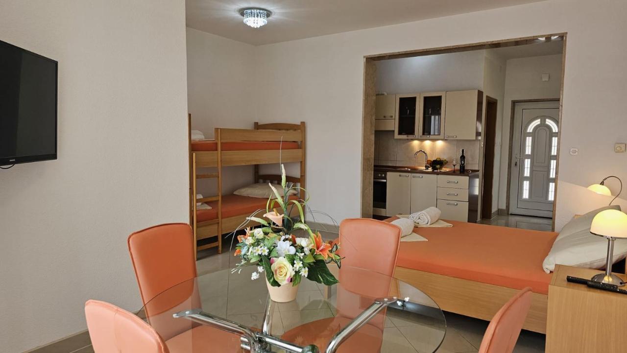 Apartmani Barnjak 特罗吉尔 外观 照片